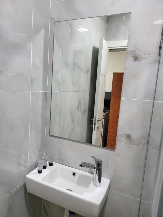 J-Motel Baitulmaqdis Luaran gambar